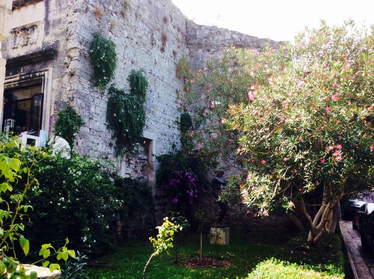 Lux Apartments Korcula Town Exterior foto
